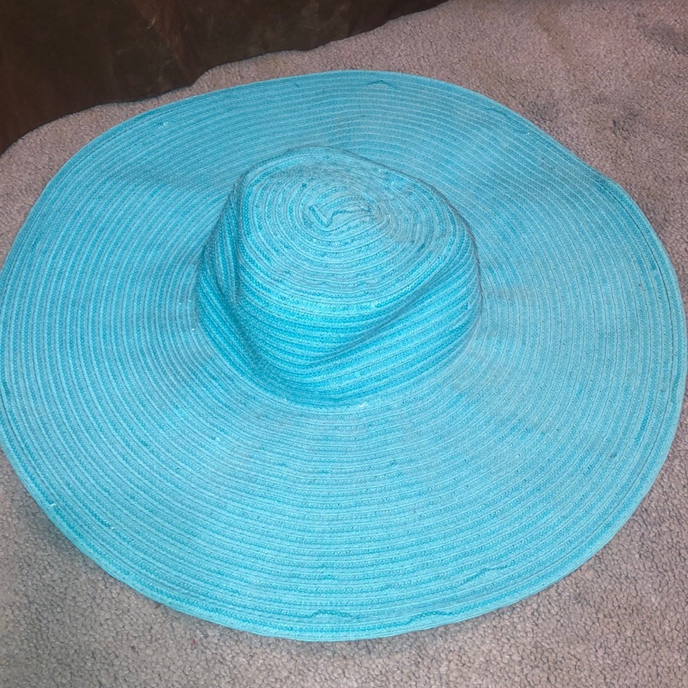 Blue floppy beach hat